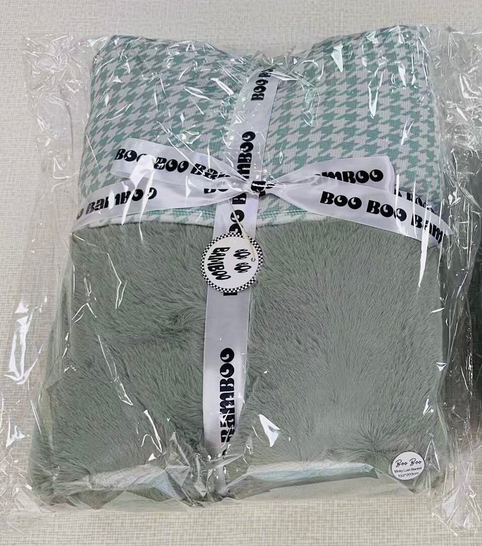 Houndstooth Bamboo Waffle Luxe Bamboo Minky Lush Blanket - 60x80