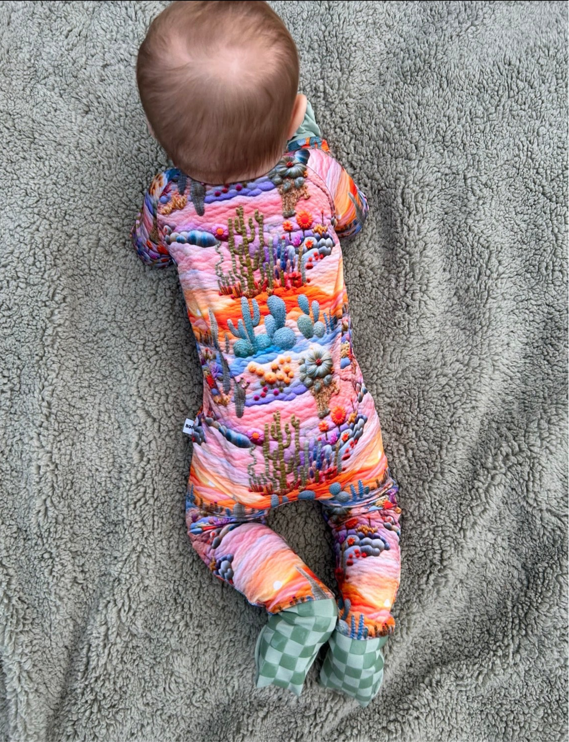 Embroidered Desert Zippy