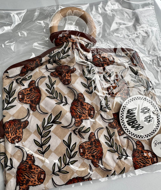 Moo Moo Oversized Wooden Ring Lovey