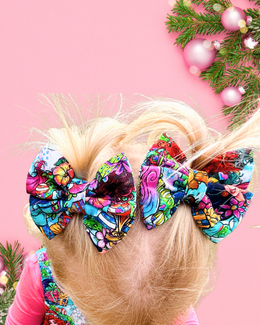 Enchanted Christmas Piggy Bows