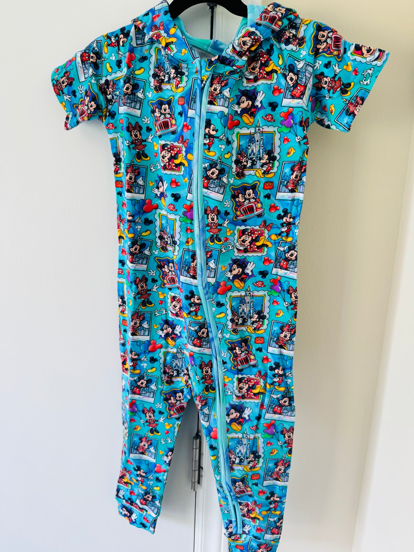 Magical Memories Short Sleeve French Terry Daywear Hooded Zippy