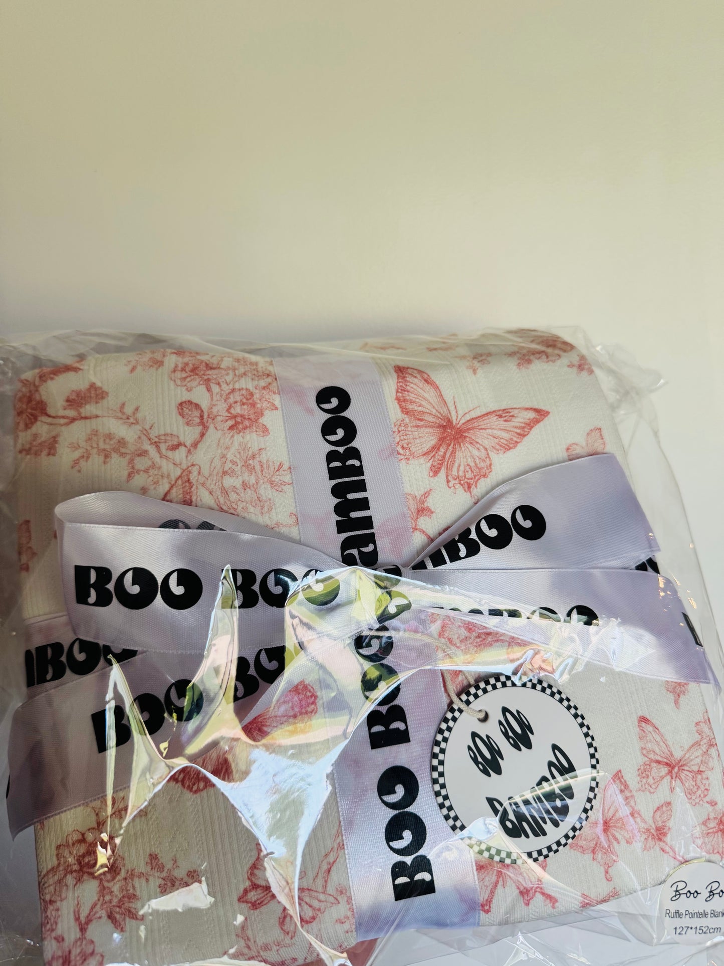 Butterfly Pointelle Bamboo Blanket with Ruffle - 50 x 60
